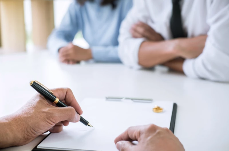Asesoría legal en divorcios y compensación económica en Santiago